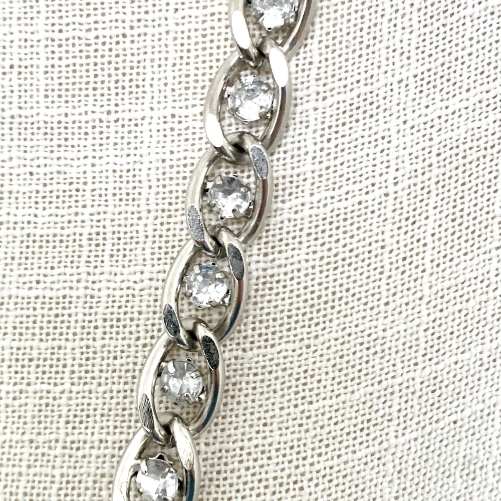 Long Thick Chain Rhinestone Silver Tone Necklace 20”